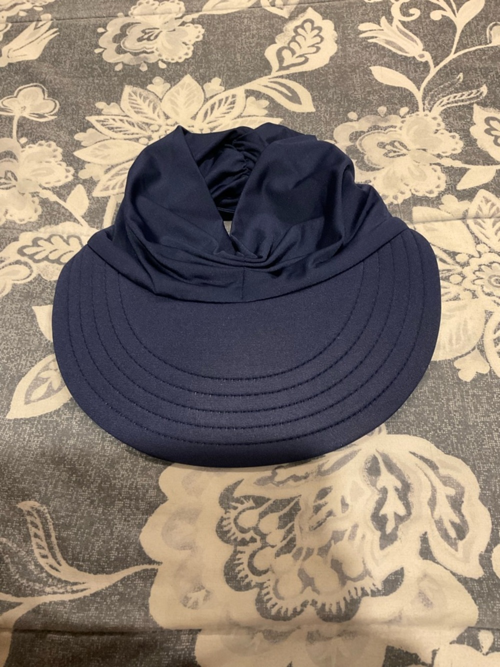 Navy Women’s Ruched Sun Visor Hat